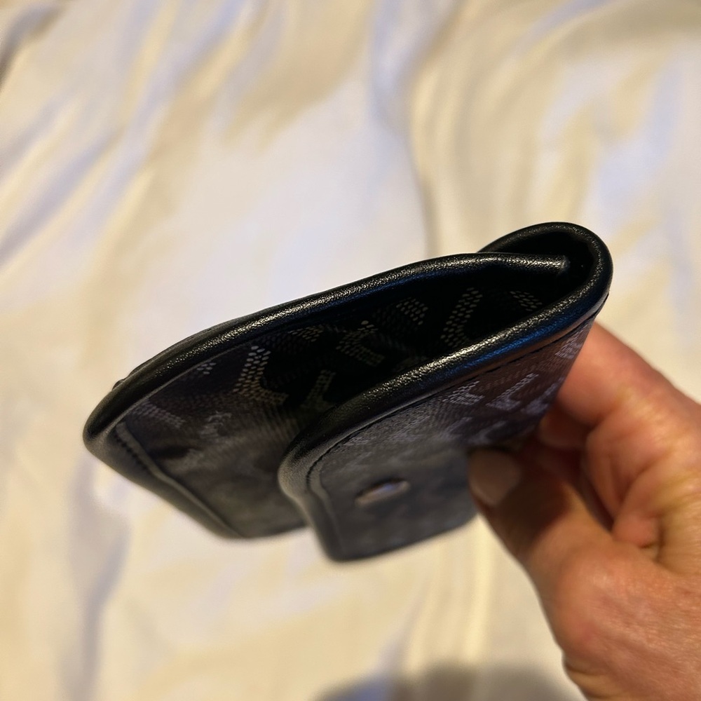 Wallet/pouch - Picture 11 of 11